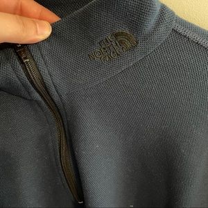 The North Face Men’s quarter-zip jacket | size XL